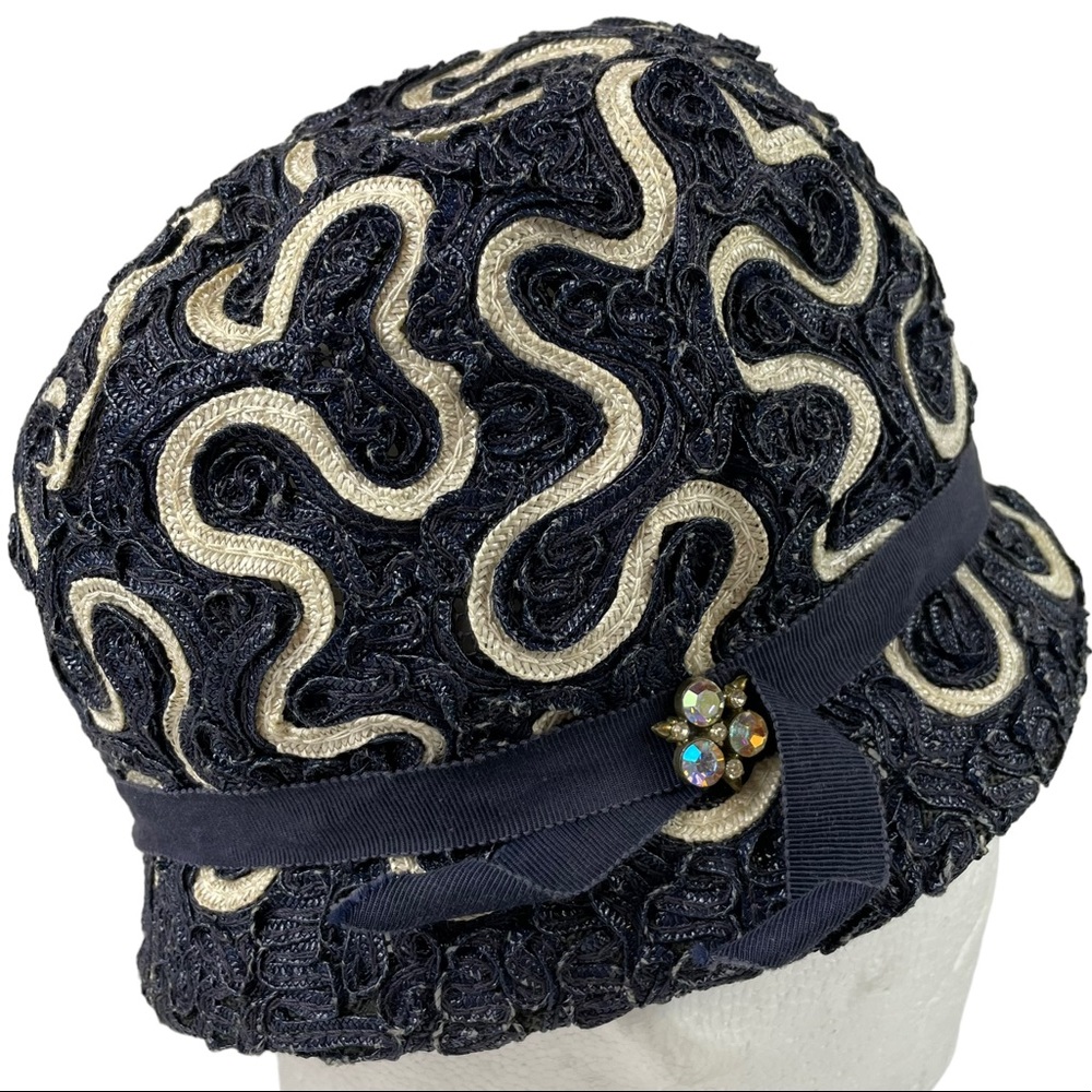 Vintage Squiggly Art Bonnet Style 1950s Walter King Union Made USA High End Gems